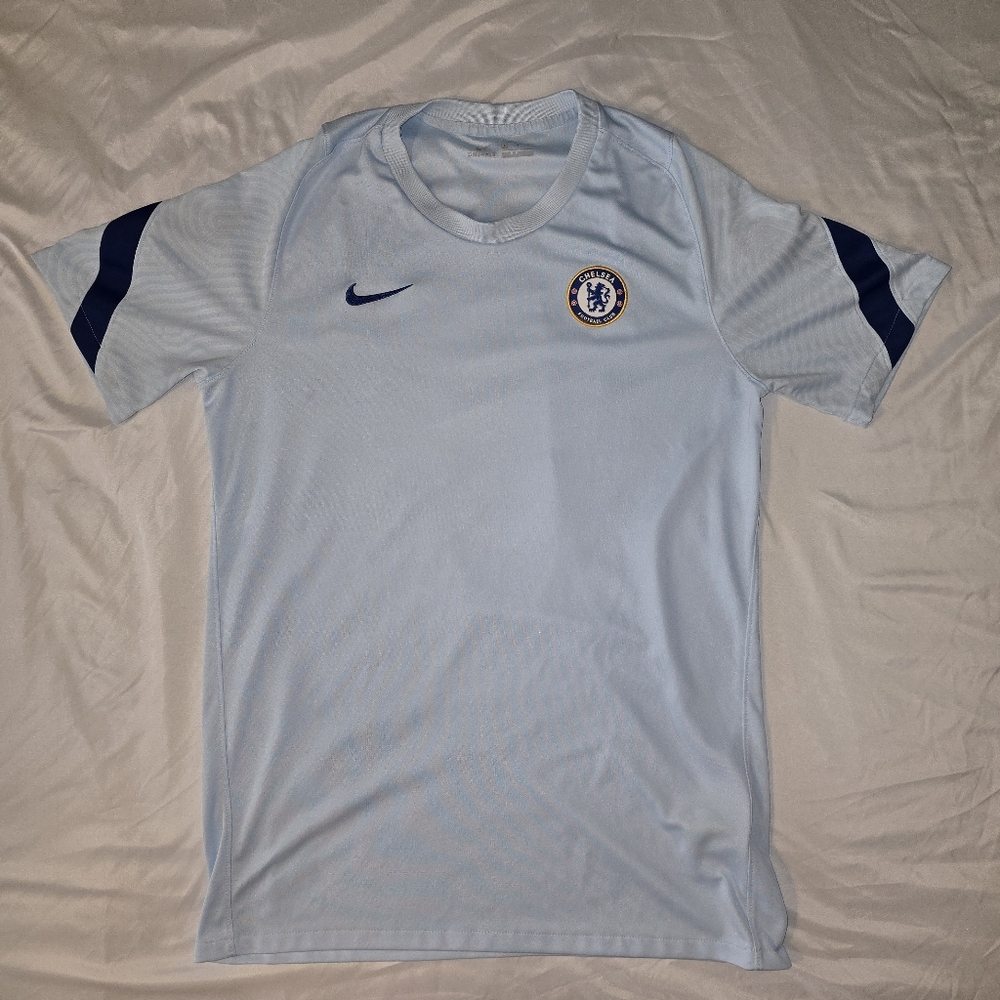 Nike Chelsea FC Dri-FIT Light Blue Training Shirt | Men’s Large